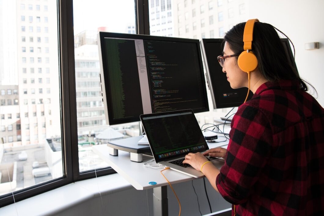 girl sitting at laptop